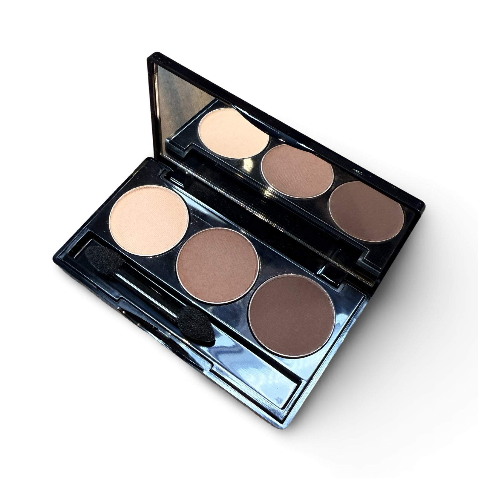 NoName Cosmetics Augnskuggapallettur með þremur augnskuggum