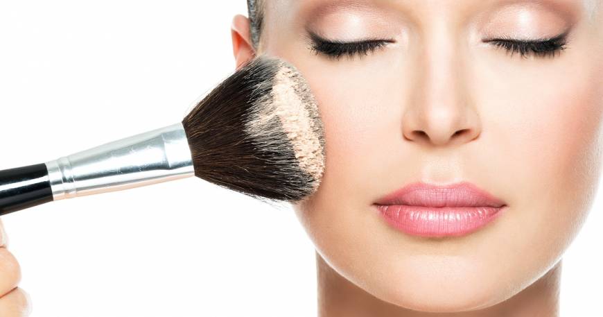 Kuldaboli farin að bíta í kinnar