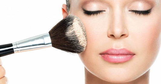 Kuldaboli farin að bíta í kinnar