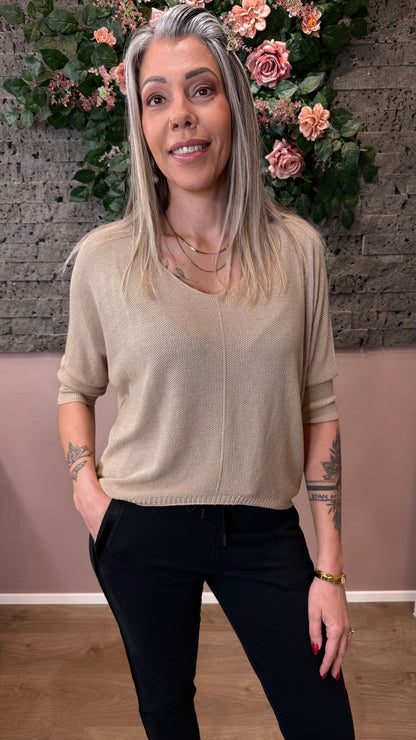 Létt og falleg peysa með glimmeri