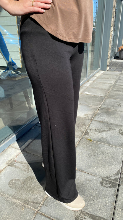 Henne Wide Pants buxur frá Liberté