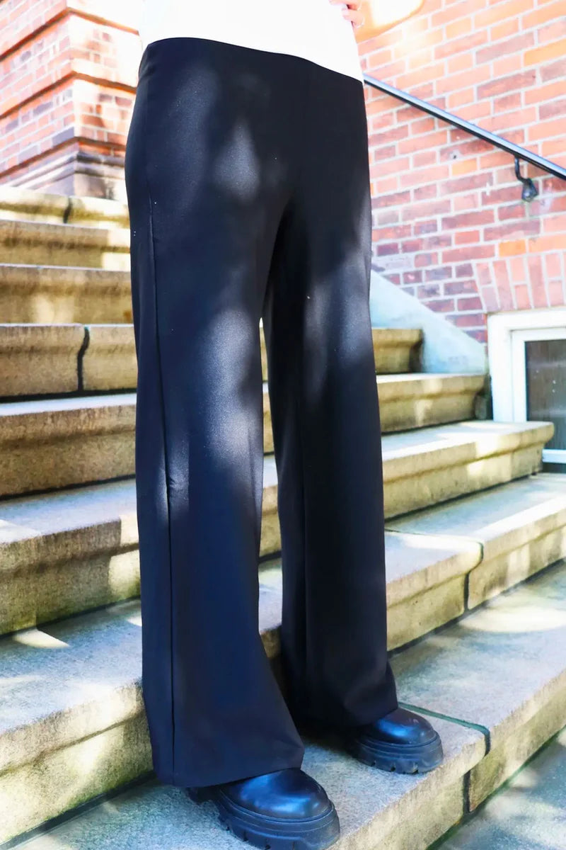 Henne Wide Pants buxur frá Liberté