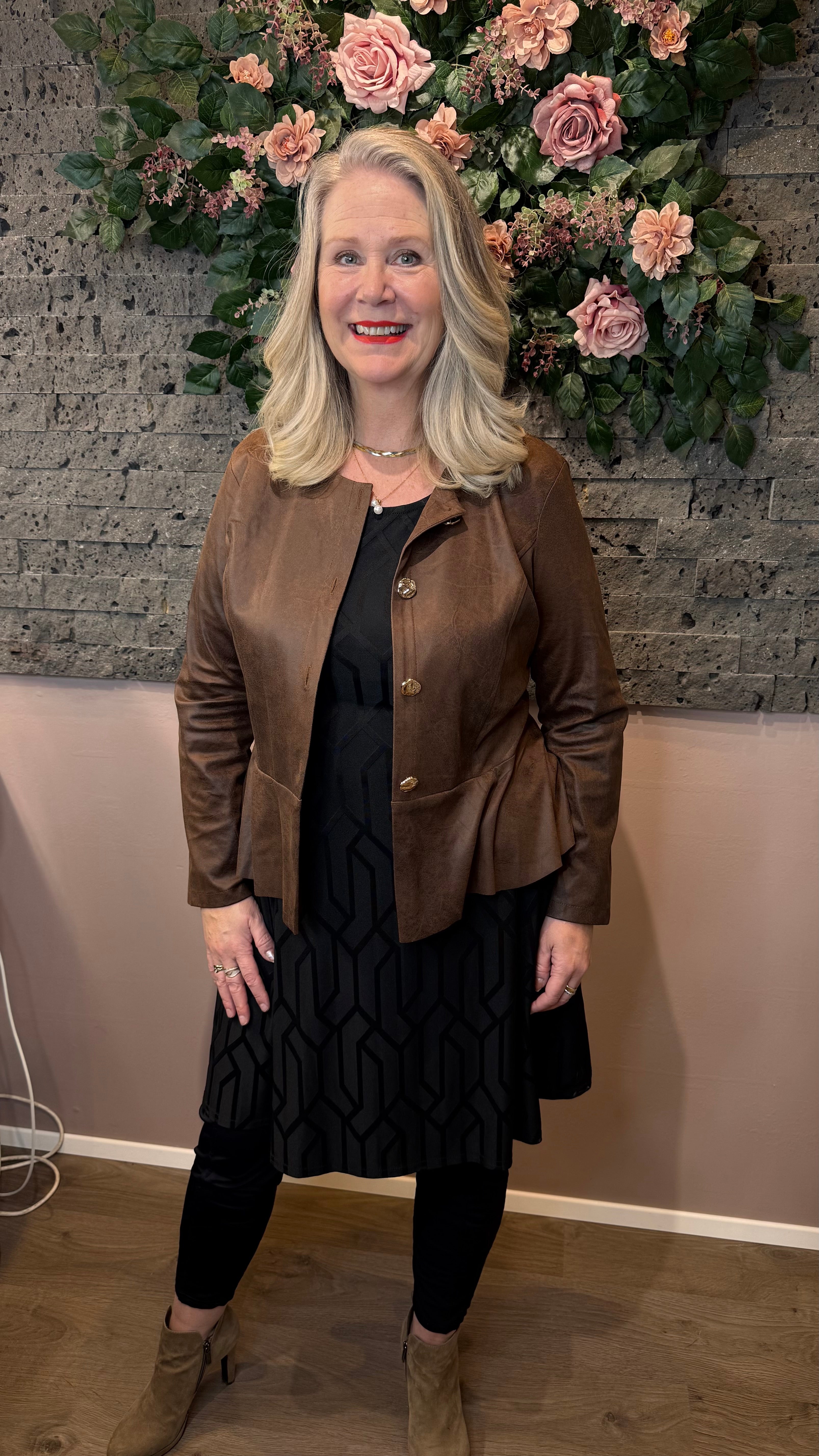 Vegan rúskinn jakki súkkulaðibrúnn