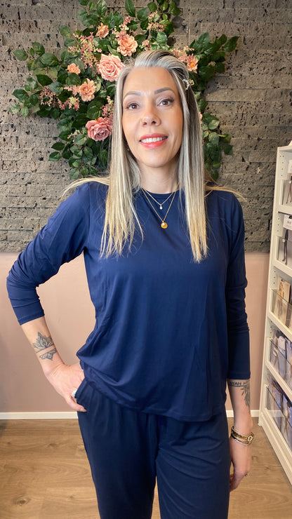 Alma wide - Buxur beinar niður