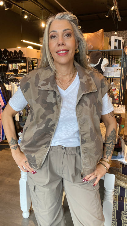 Camoflage vesti