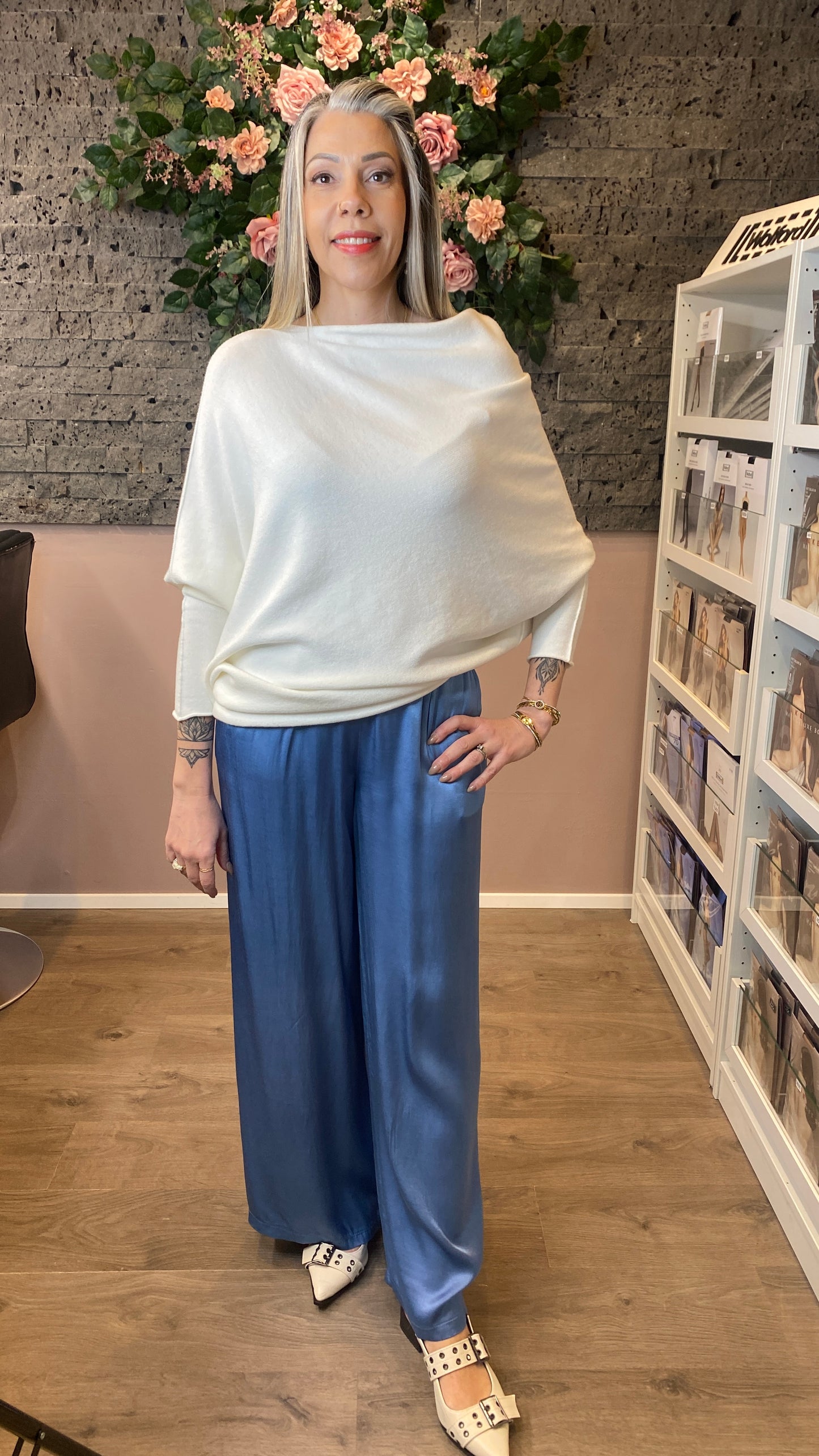 Satin silki buxur