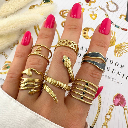 Hringur með svörtum stein - JRJ Skart