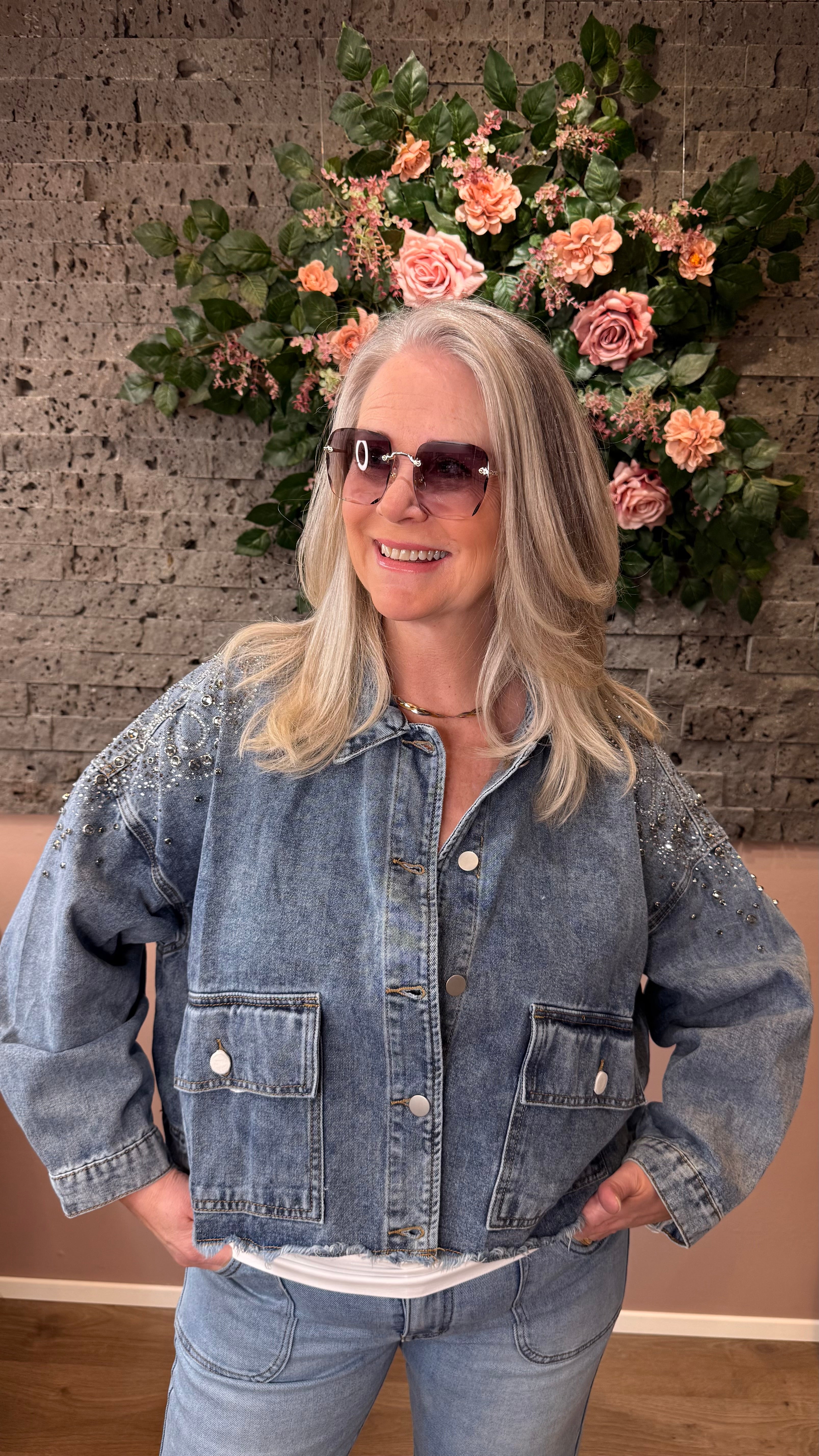 Gallajakki með steinum og glimmeri