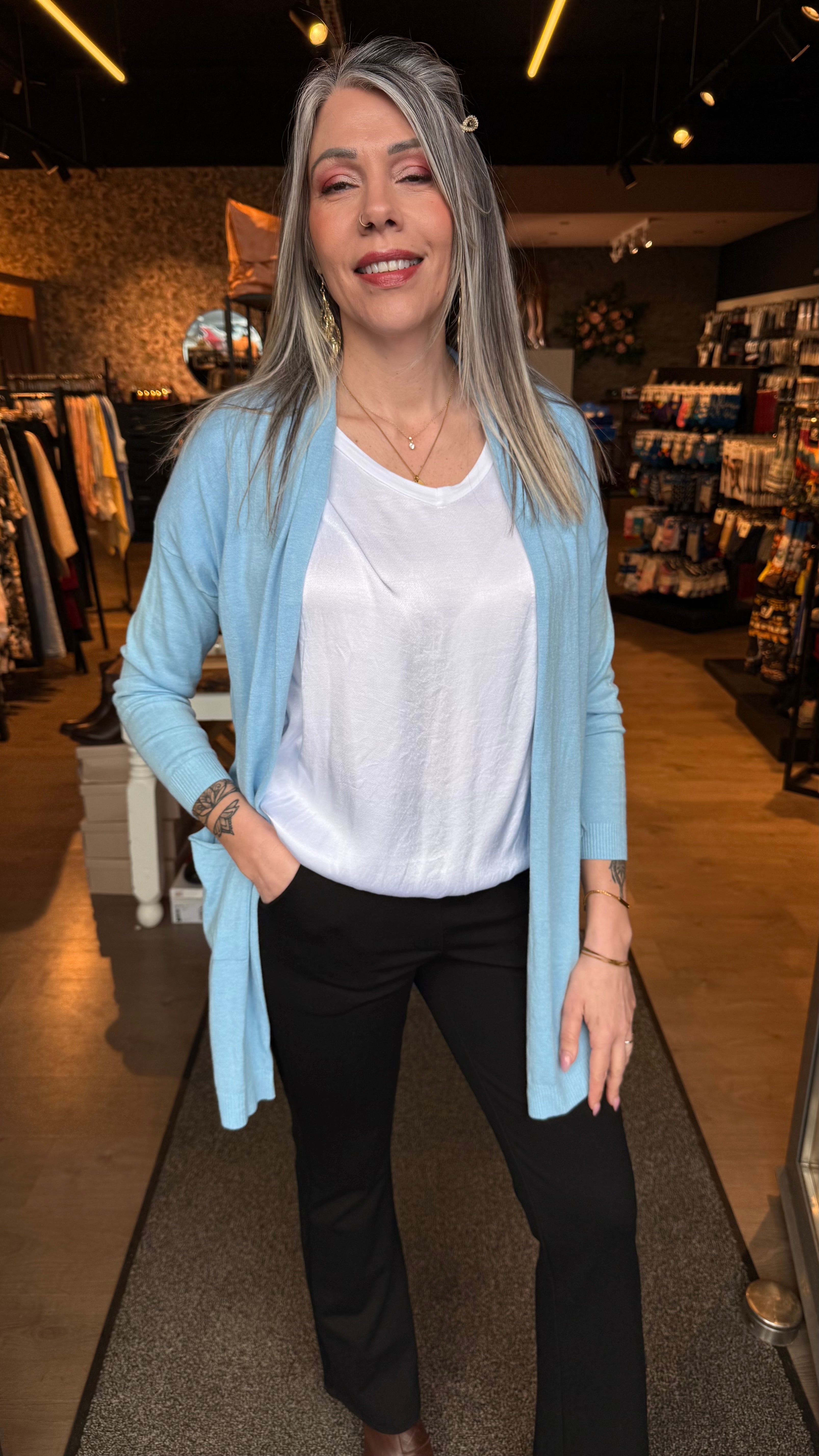 Síð opin létt peysa