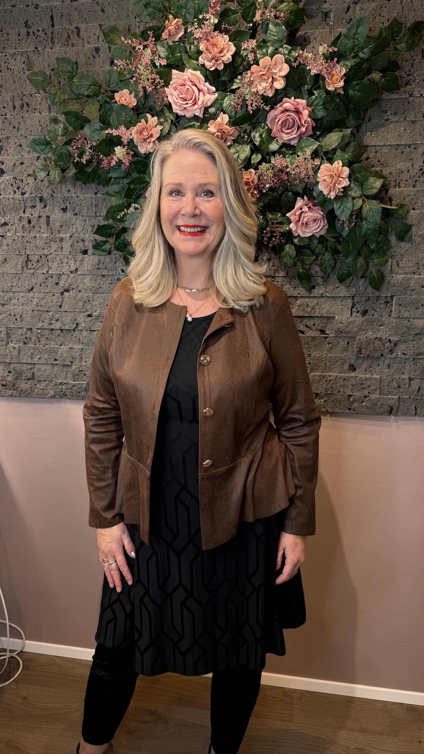 Vegan rúskinn jakki súkkulaðibrúnn