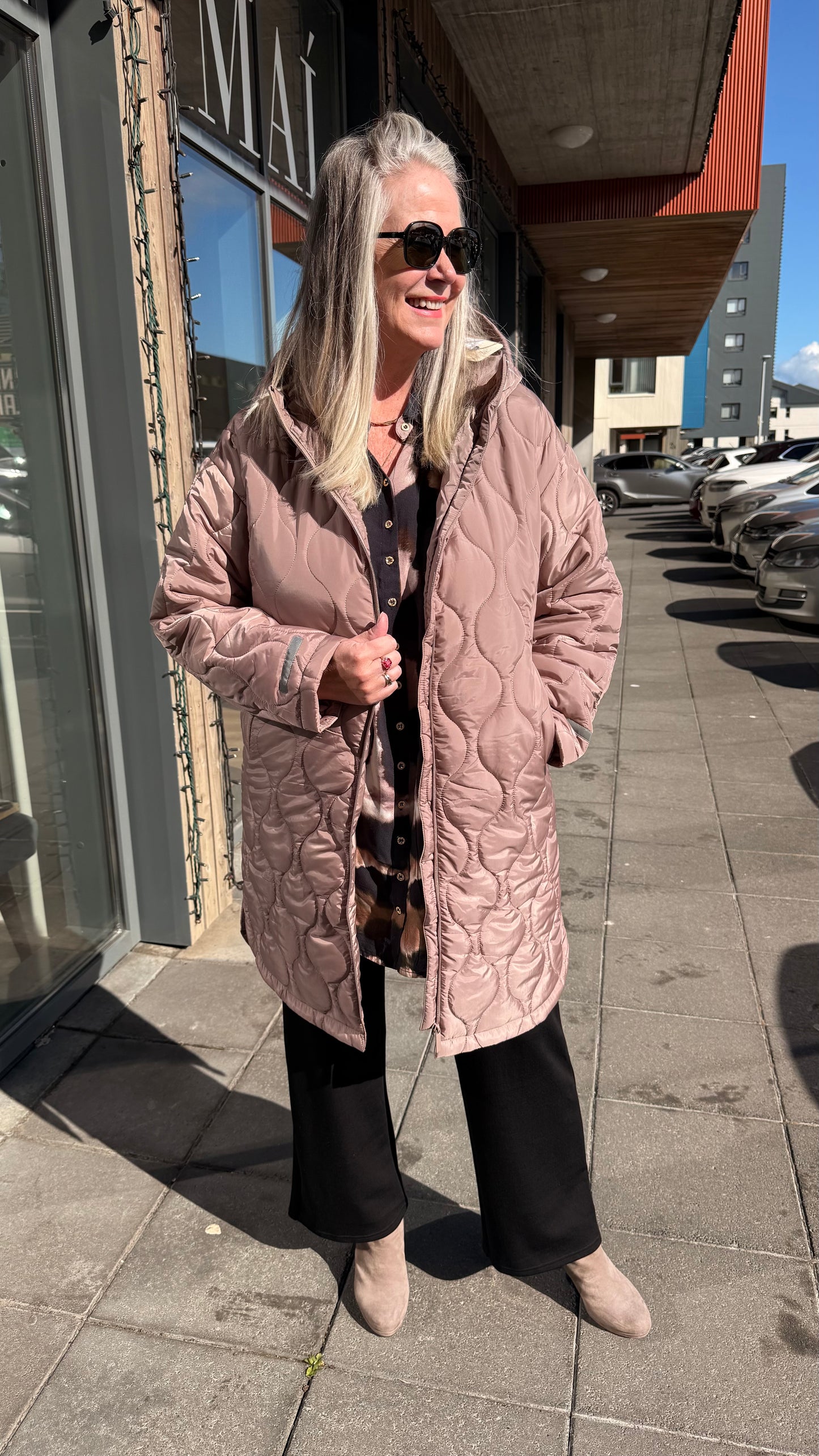 Vatteruð úlpa frá merkinu ZE-ZE