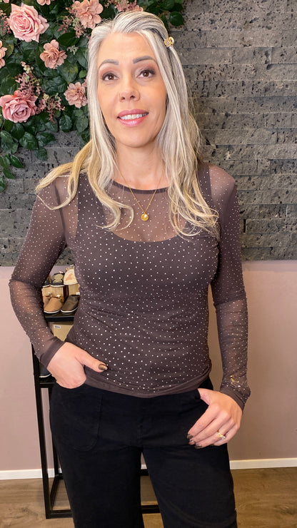 Brúnn mesh bolur með demöntum