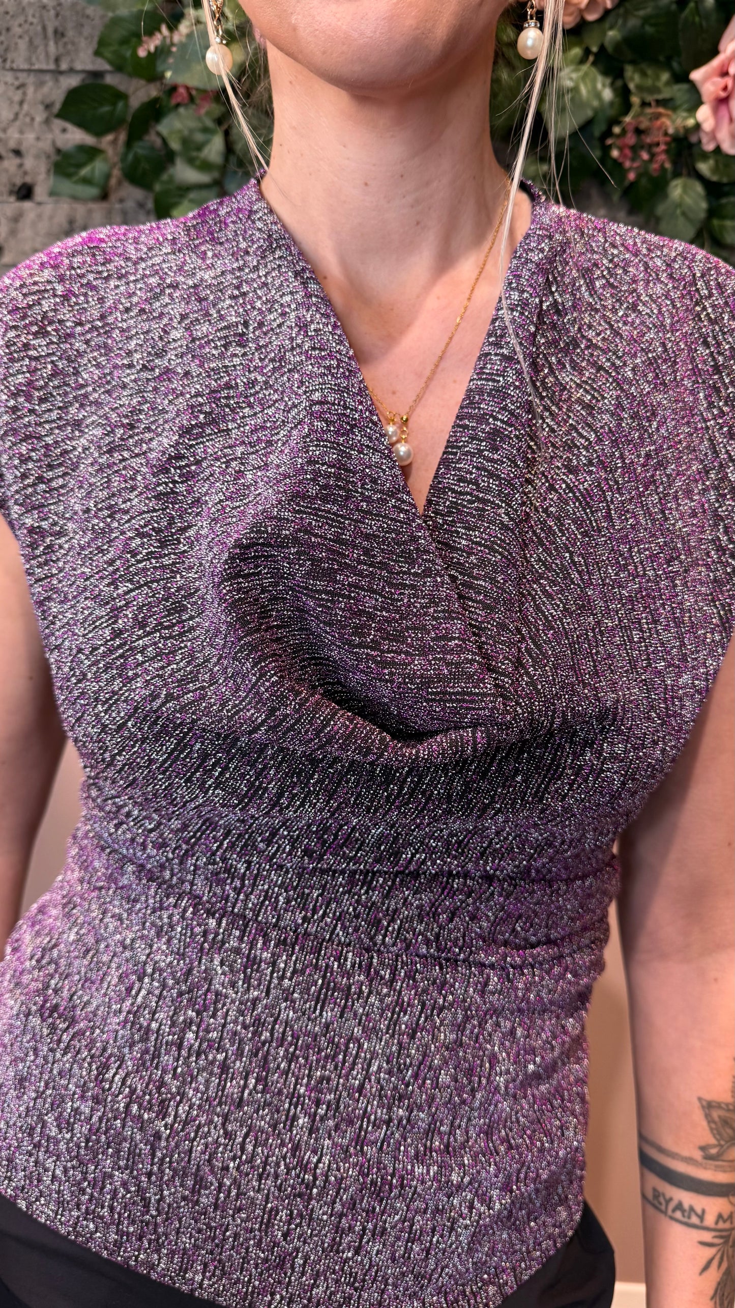 Fjólublár og silfurglimmer bolur