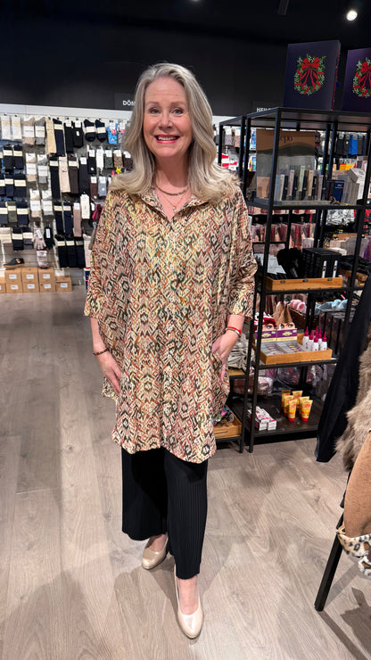 Falleg glansandi sonja skyrta