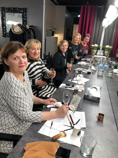 Förðunarnámskeið NoName fyrir hópa (3-4 manneskjur)