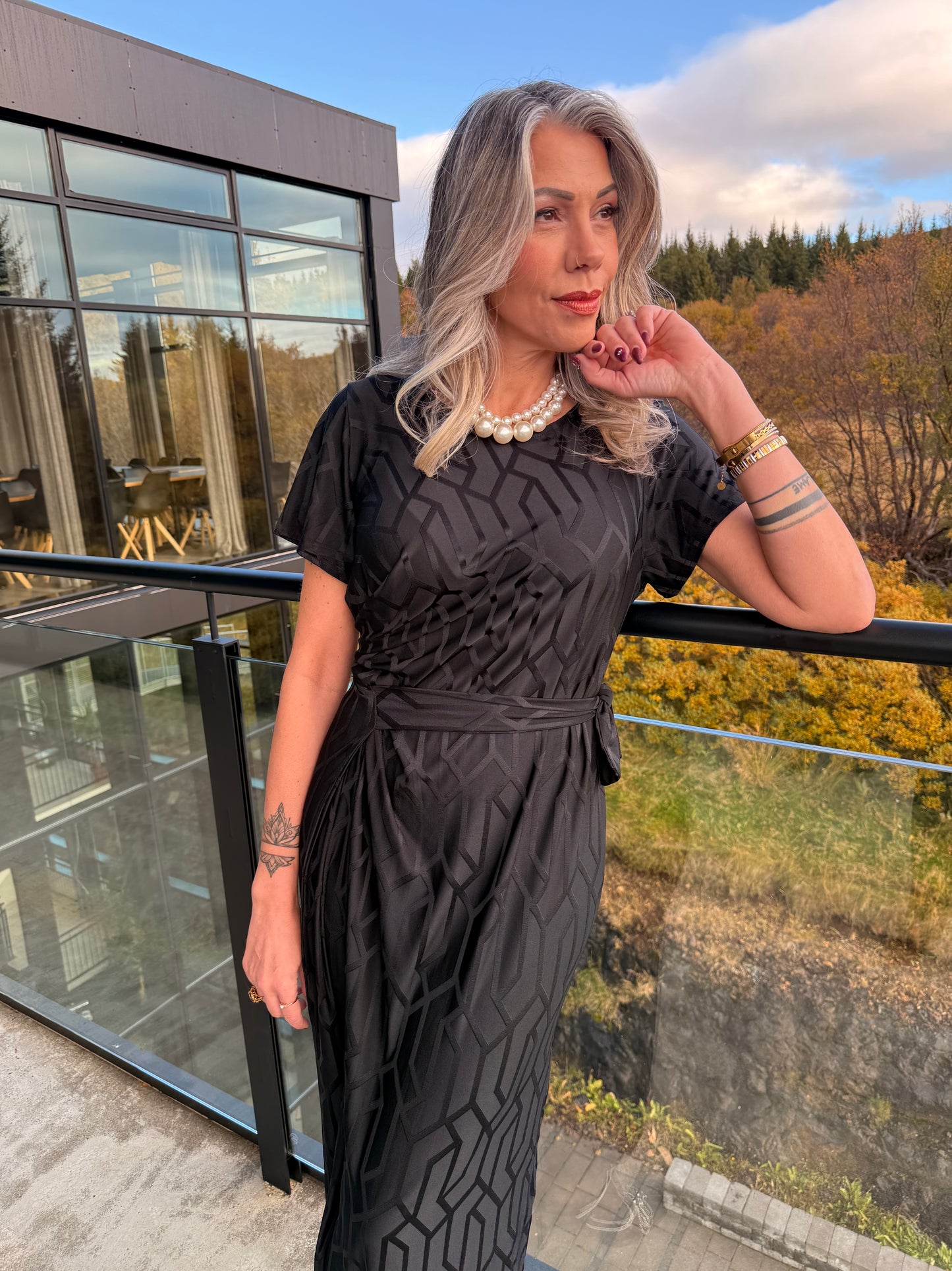 NoName Design - Síður svartur Kjóll