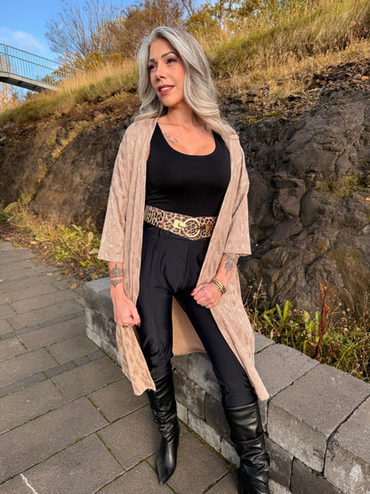 NoName Design - kamel lituð jakka peysa