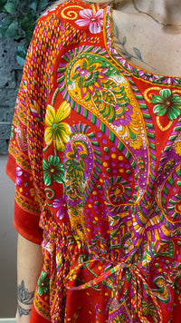 Rauður kaftan kjóll