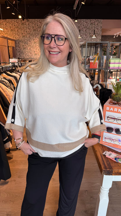 Sparileg peysa með gylltum borða