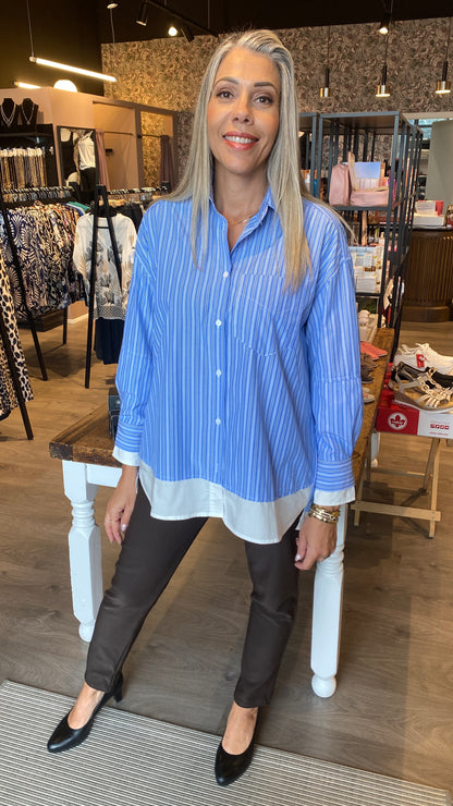 Bláröndótt skyrta