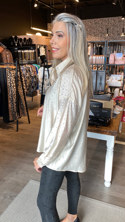 Skyrta með glimmer steinum