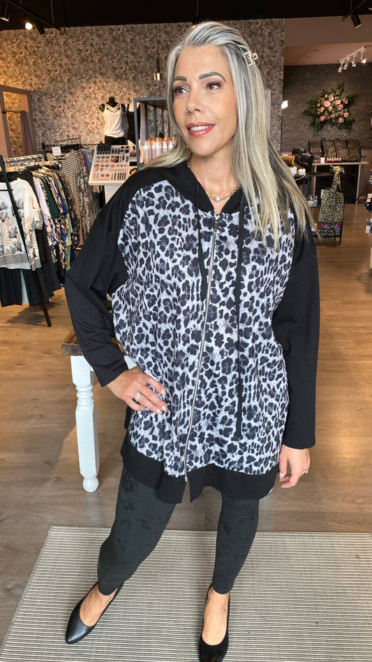 Léttur jakki með rennilás