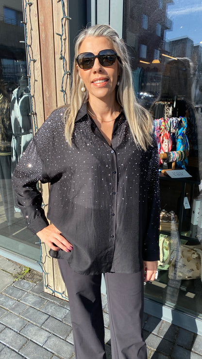 Skyrta með glimmer steinum