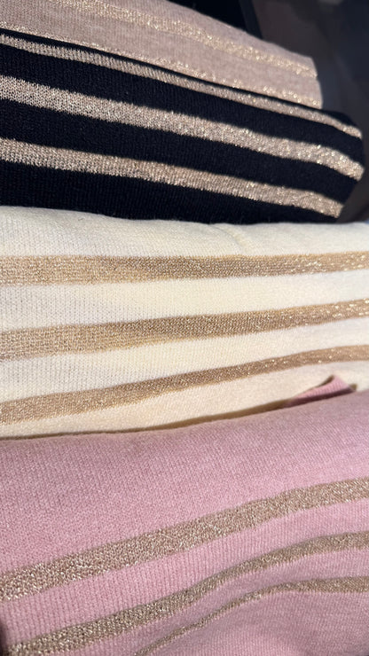 Mjúkur trefill með gylltri rönd