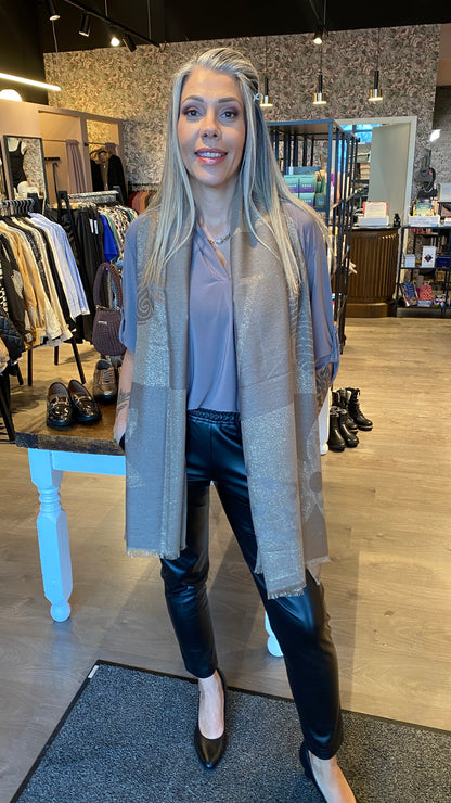 Viscose og silki slæða/trefill