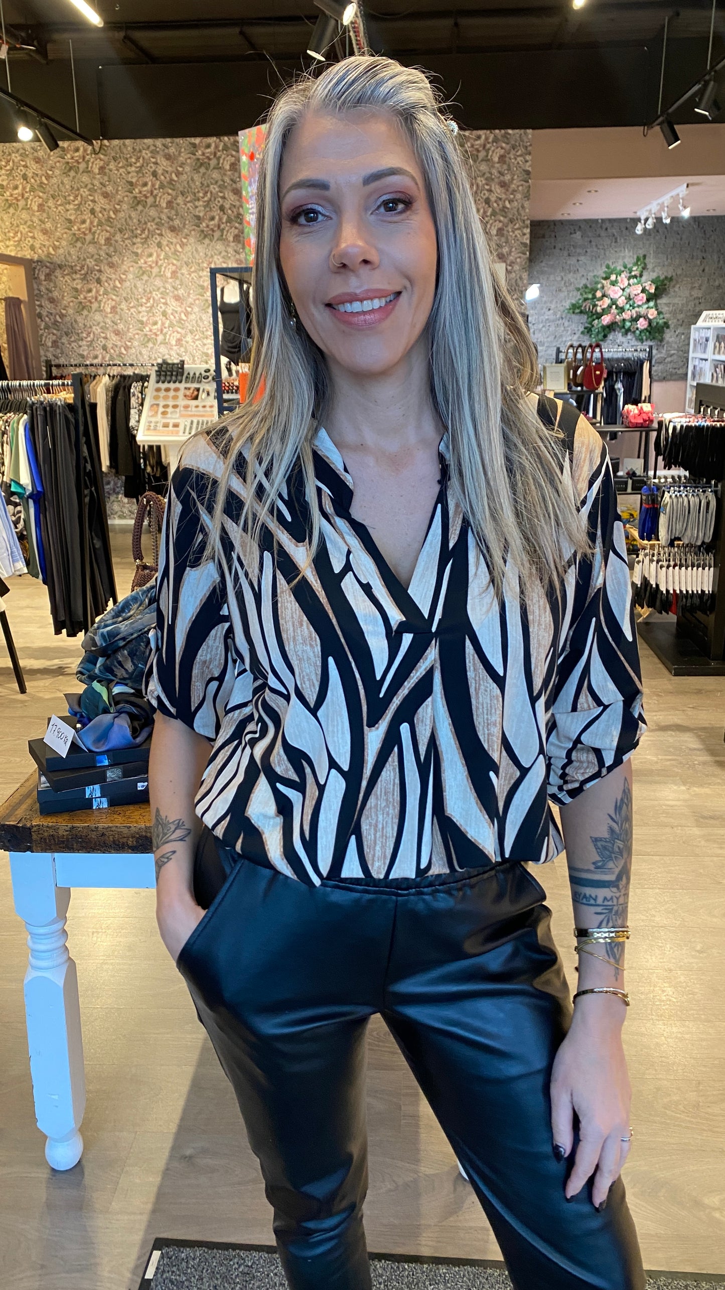 Mæju bolur munstraður