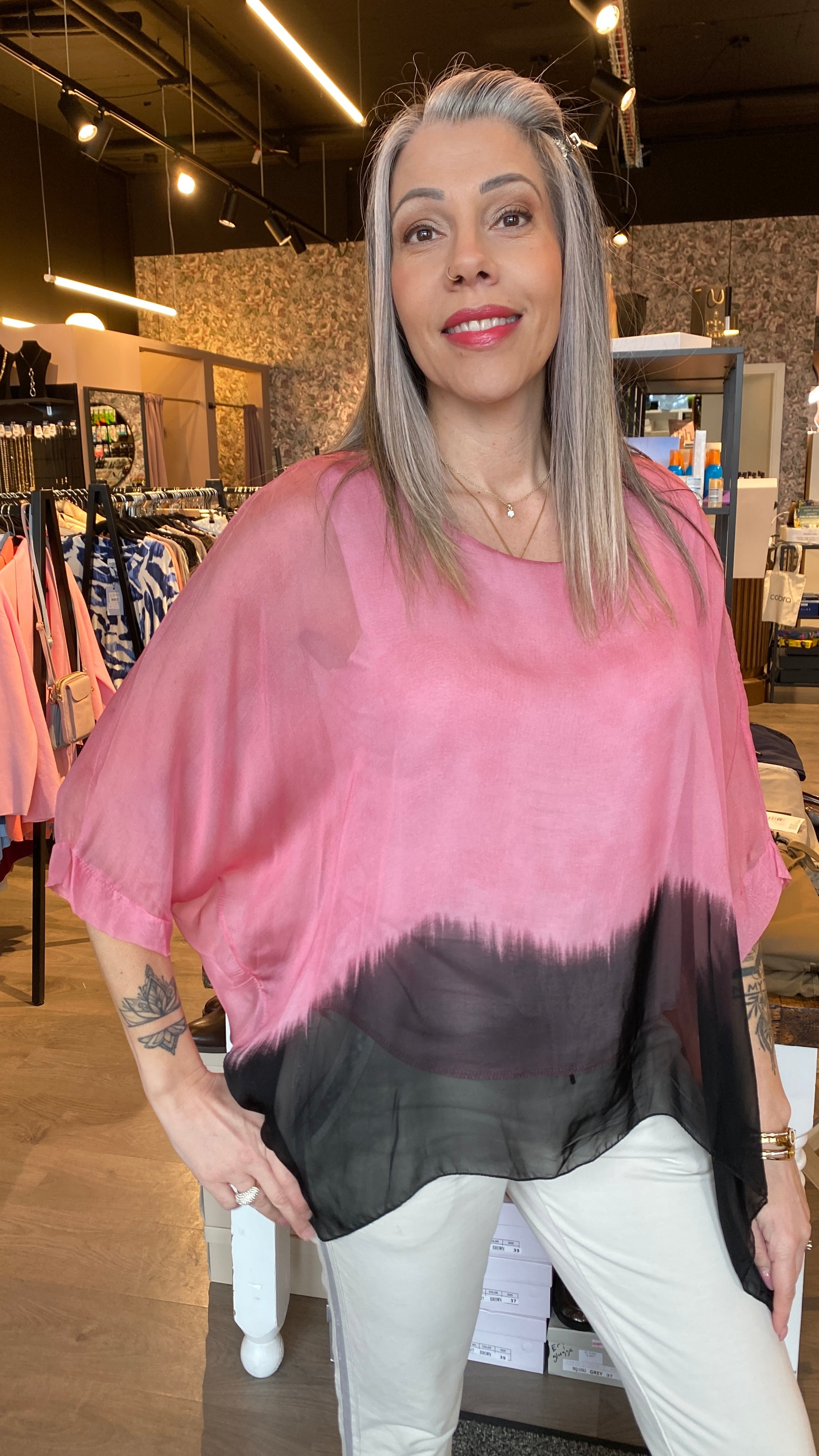 Tvílit silki blússa