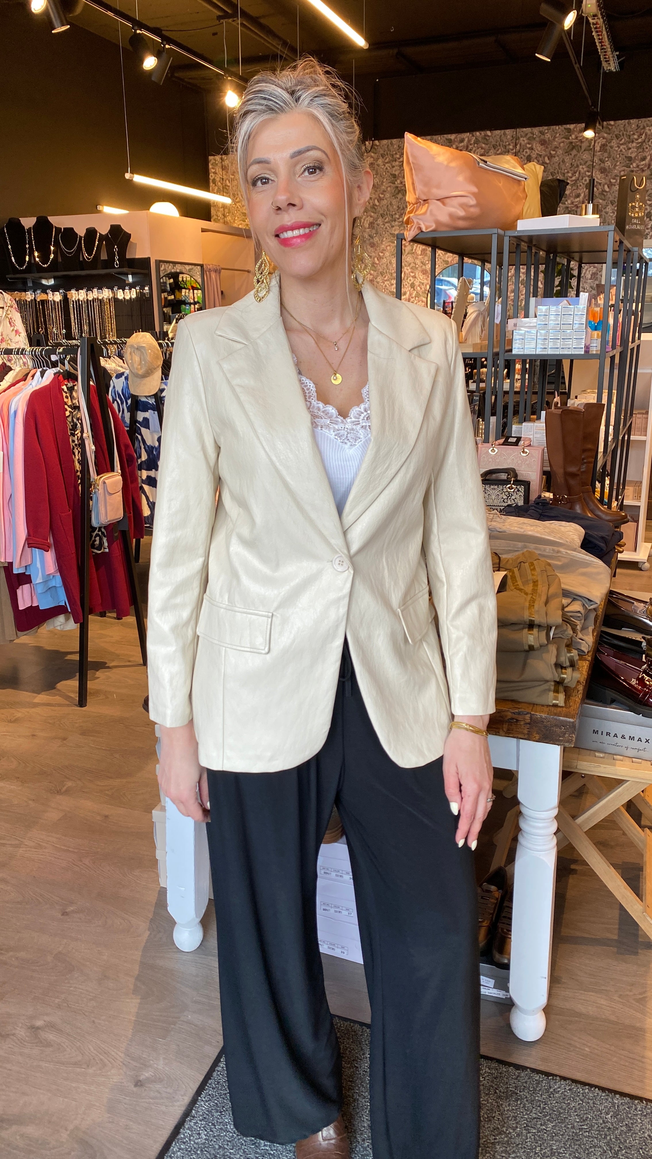 Ljós vegan leður jakki