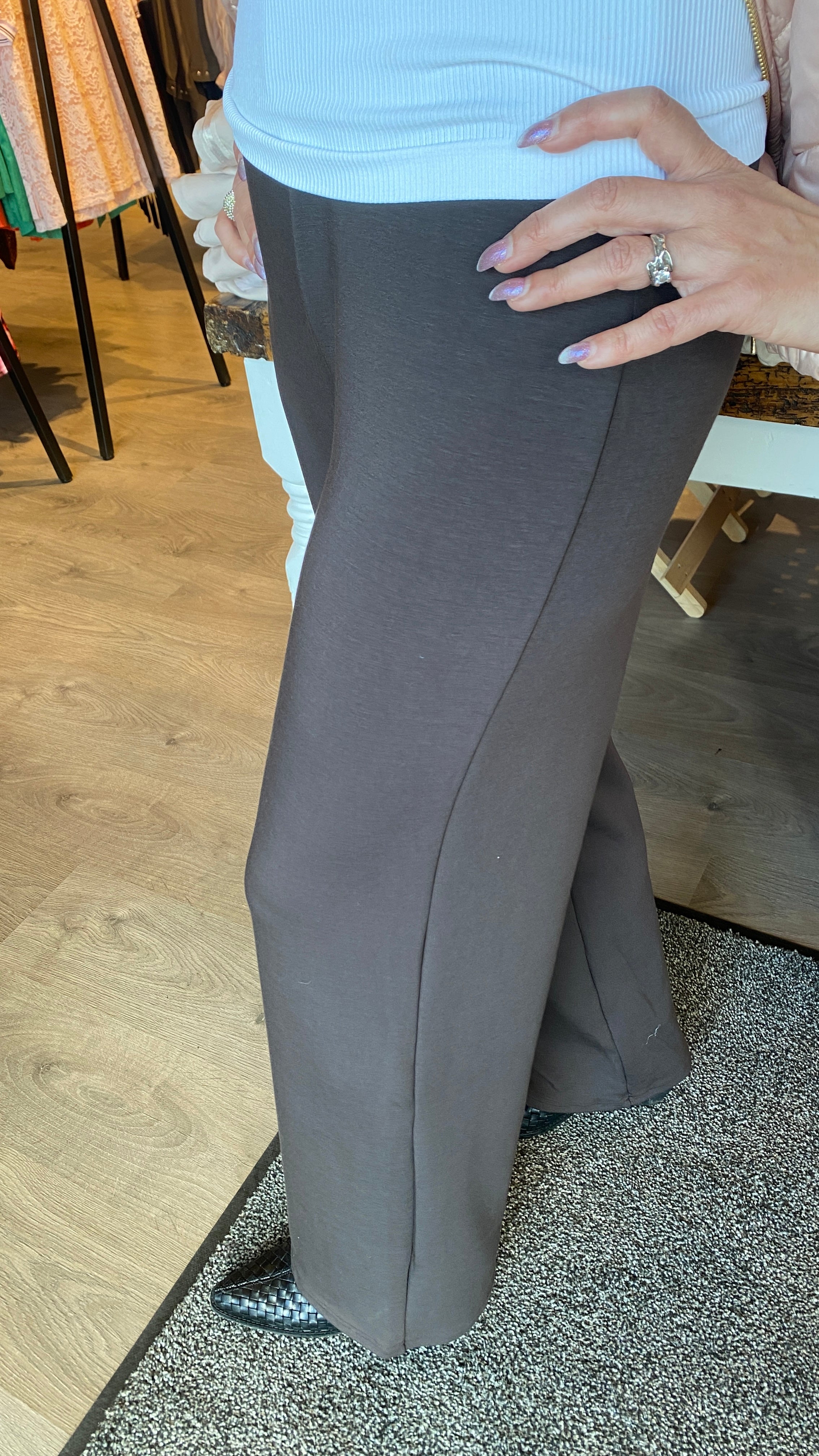 Henne Wide Pants brúnar