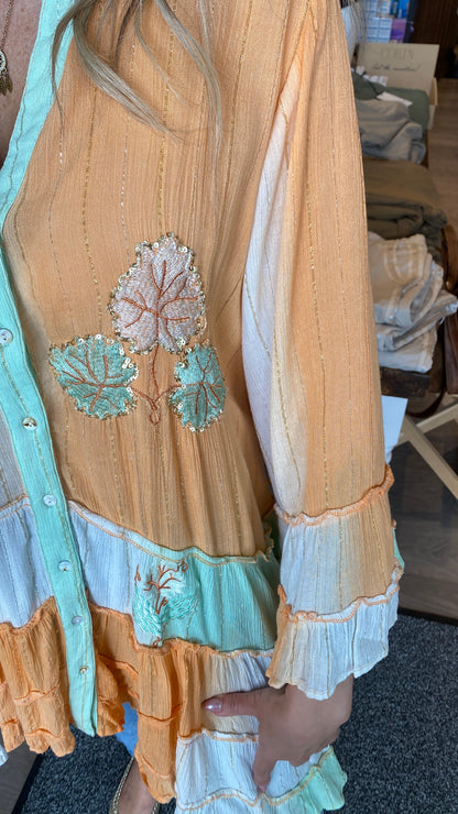 Hnepptur boho kjóll