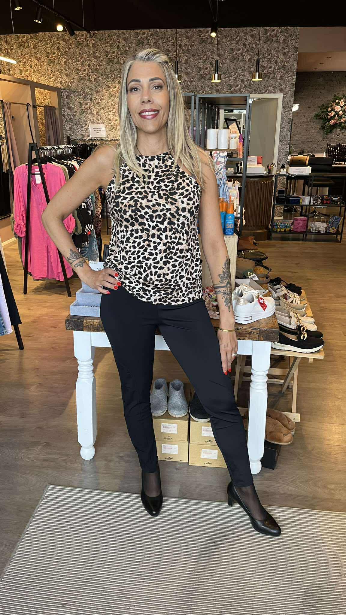 NoName Design - Leggings