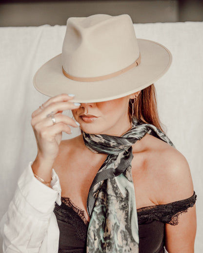 Silki slæður frá MEMO Iceland