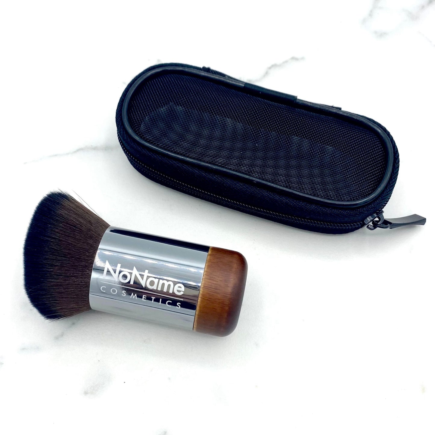 Kabuki bursti frá NoName Cosmetics