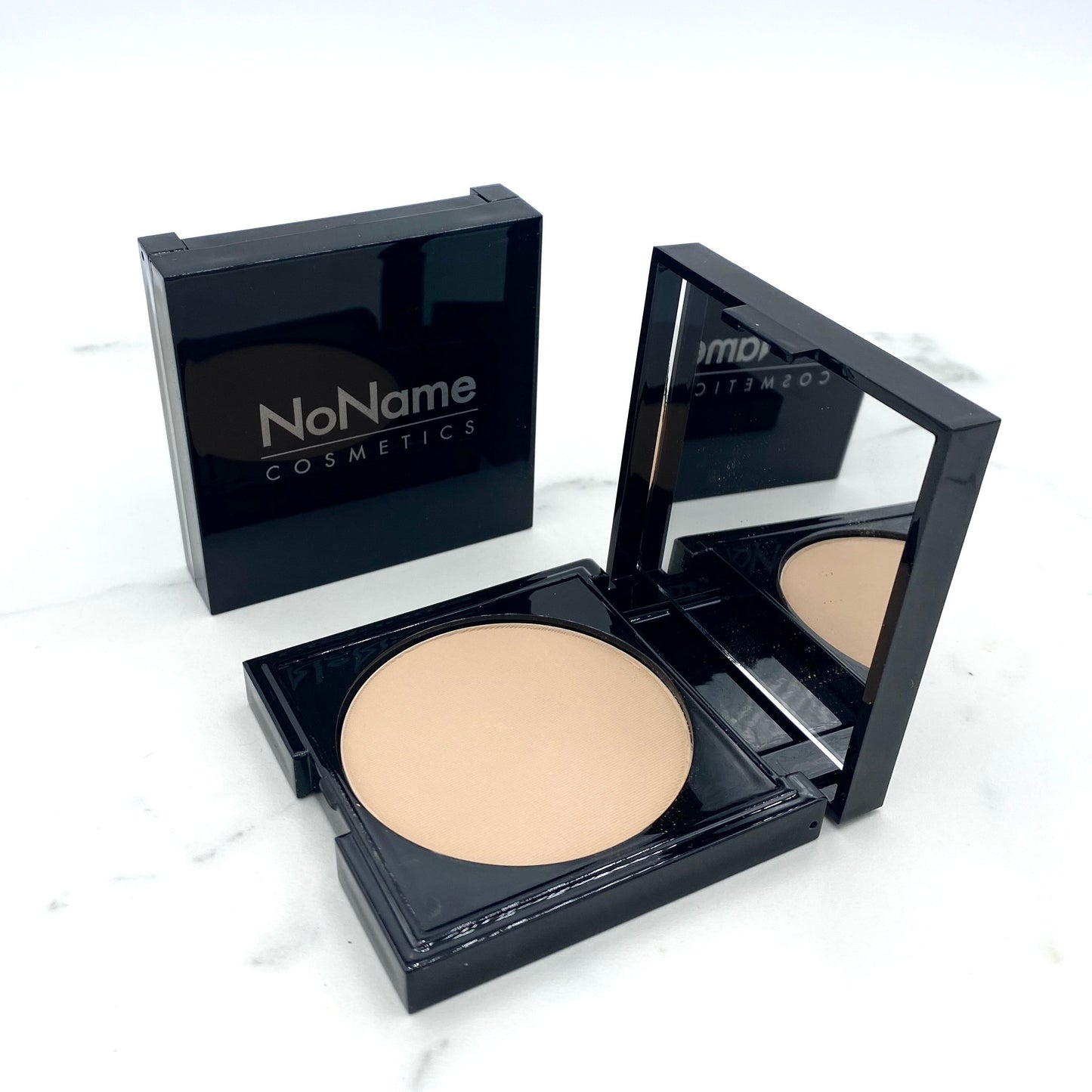 NoName Cosmetics púður (Dual Powder)